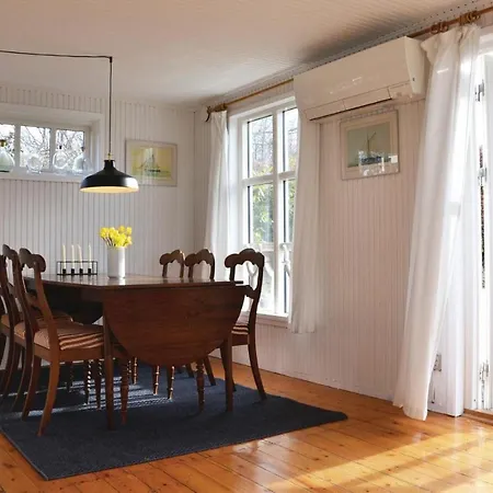 Four-bedroom Holiday In 度假居 *
